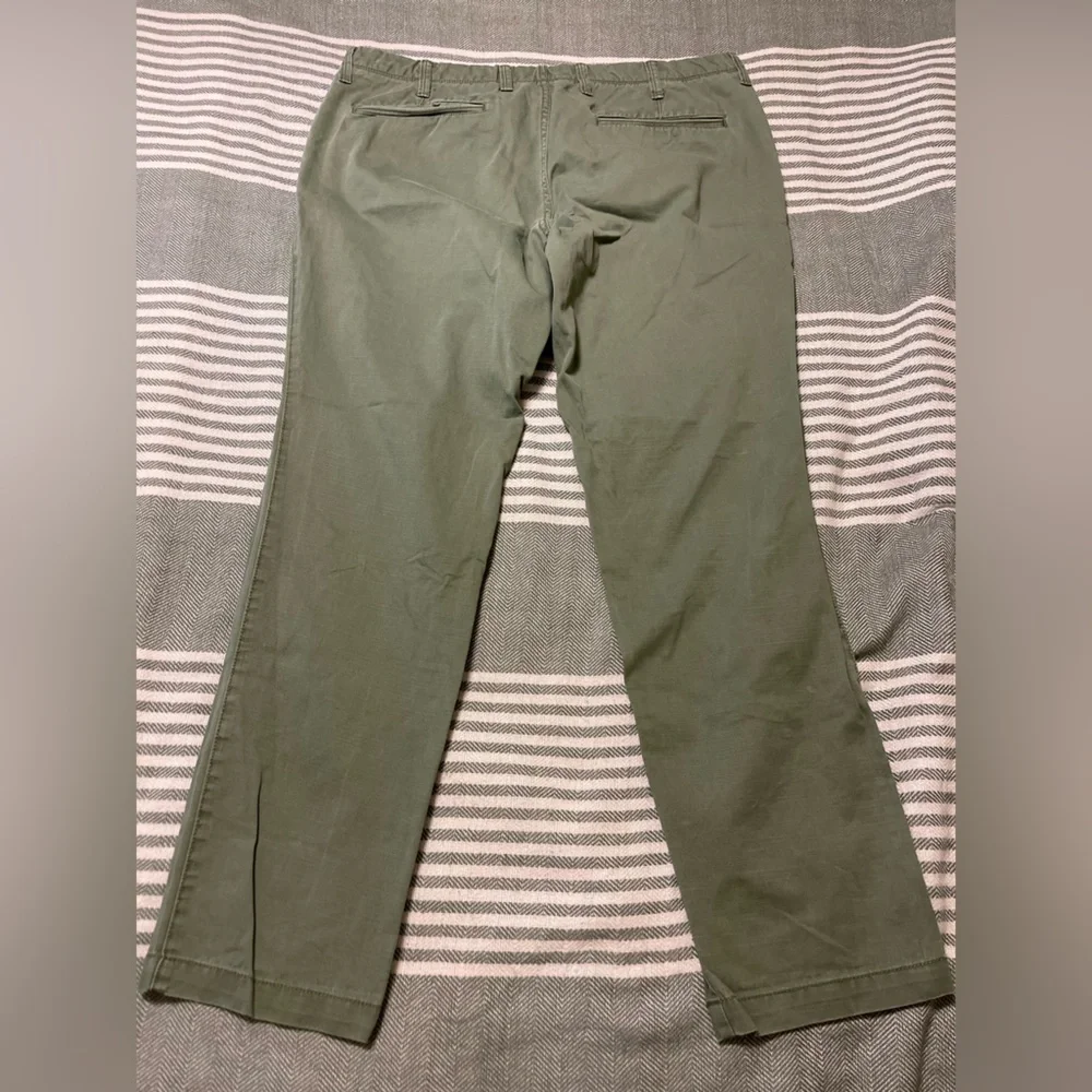 Gap Slim fit Green Chinos Size‎ 33 x 32